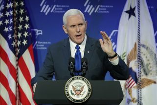 Grónsko získejme penězi jako Aljašku, ne vojensky,...